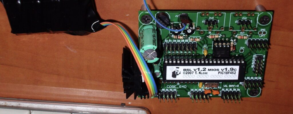 MSS 2007 MIDI step sequencer DIY built electronic music LCD screens knobs and buttons uCapps