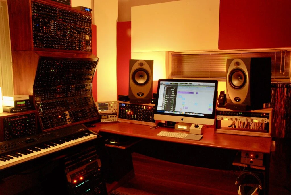 Large-format control